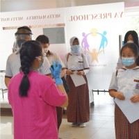 Vaksinasi Massal Covid-19 untuk Pelajar